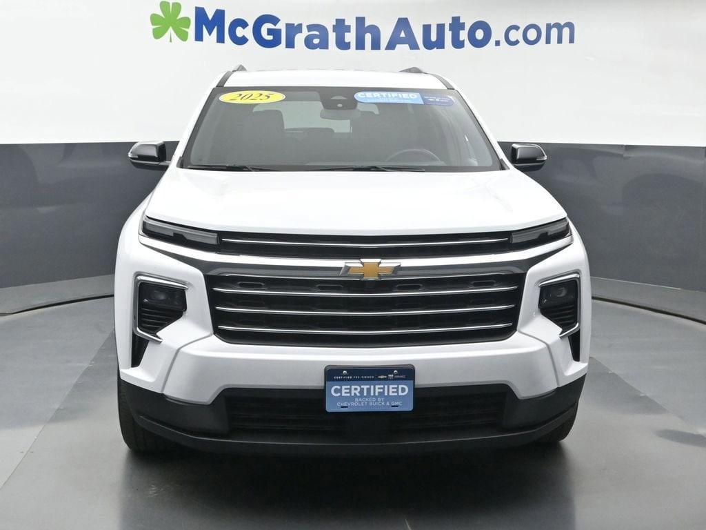 used 2025 Chevrolet Traverse car, priced at $37,598