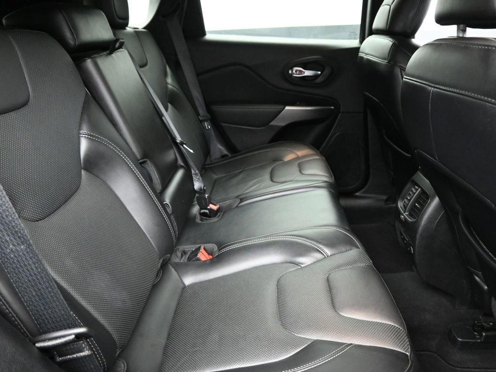 used 2020 Jeep Cherokee car, priced at $22,988