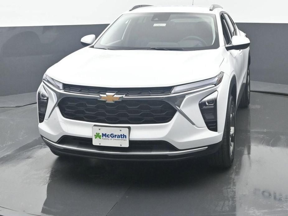 new 2025 Chevrolet Trax car, priced at $24,408