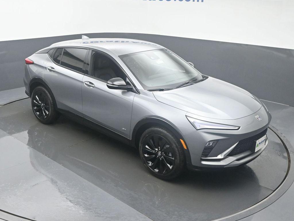 new 2025 Buick Envista car, priced at $30,020