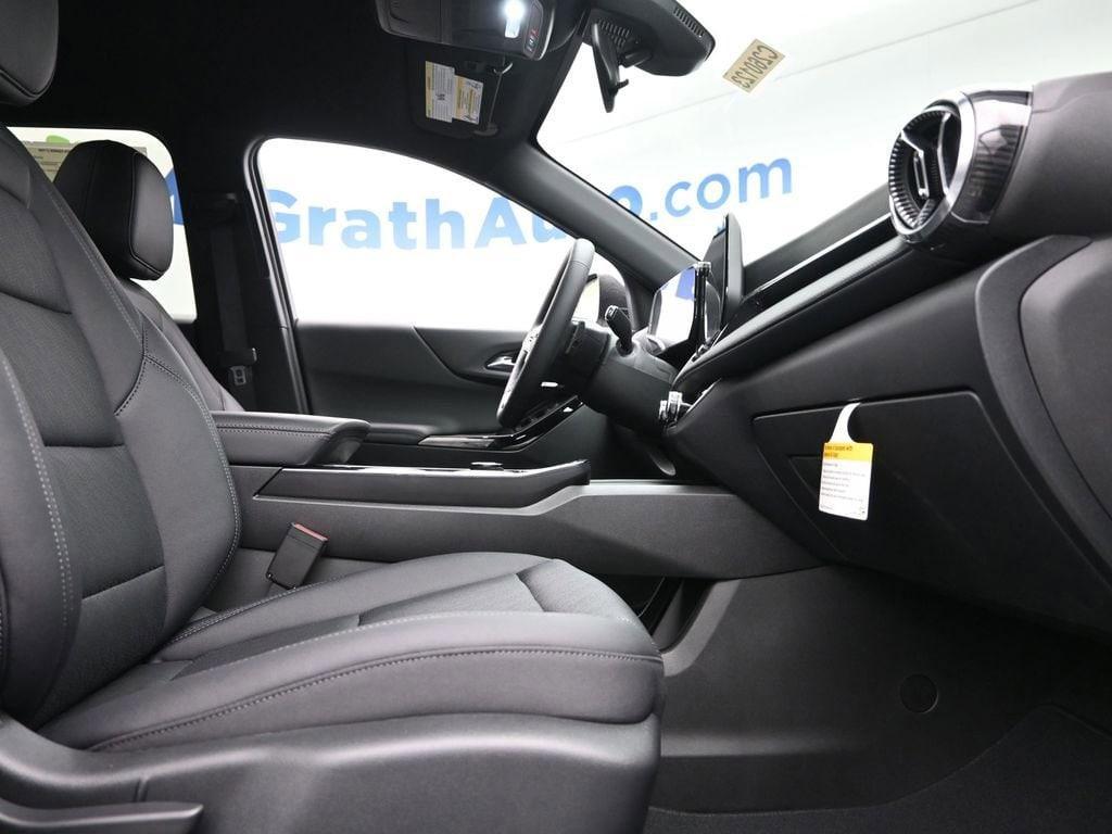 new 2026 Chevrolet Equinox car, priced at $32,045