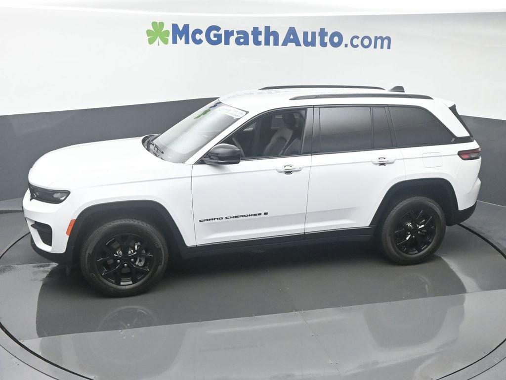 used 2024 Jeep Grand Cherokee car, priced at $38,101