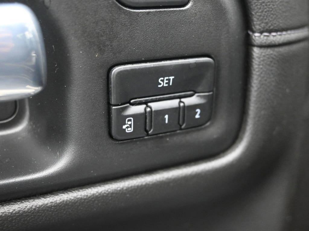 used 2021 Chevrolet Silverado 1500 car, priced at $40,998