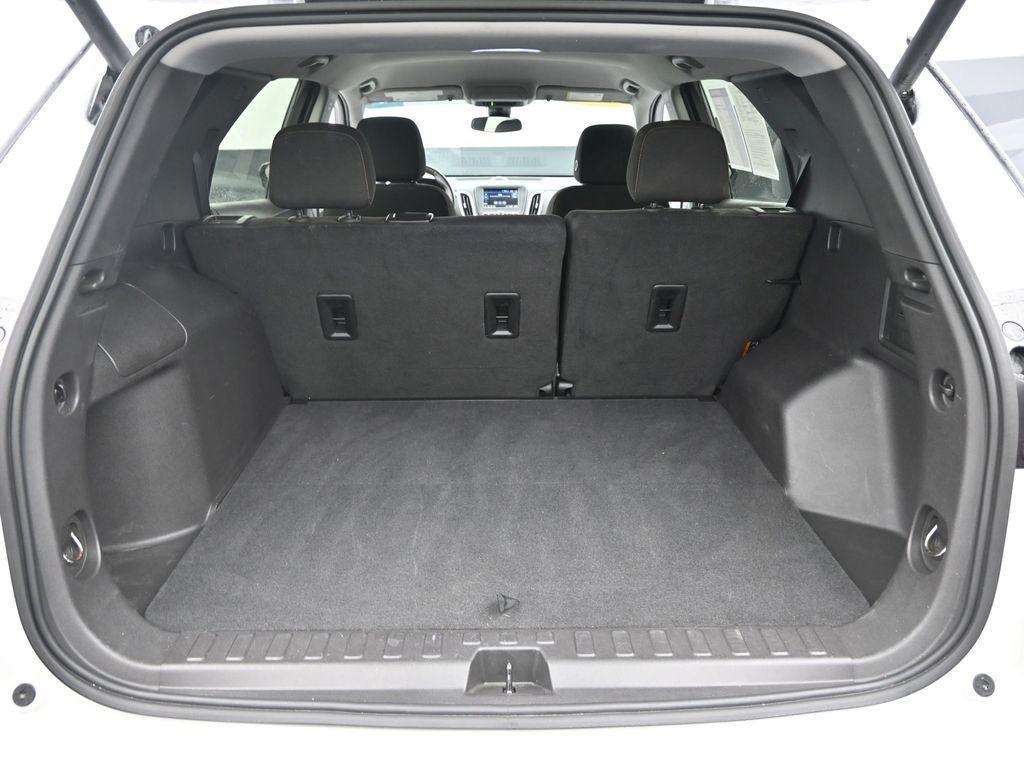 used 2024 Chevrolet Equinox car, priced at $26,198