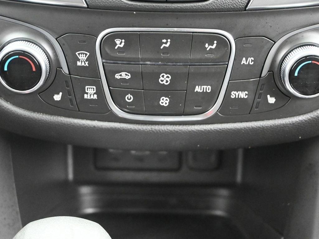 used 2024 Chevrolet Equinox car, priced at $25,988