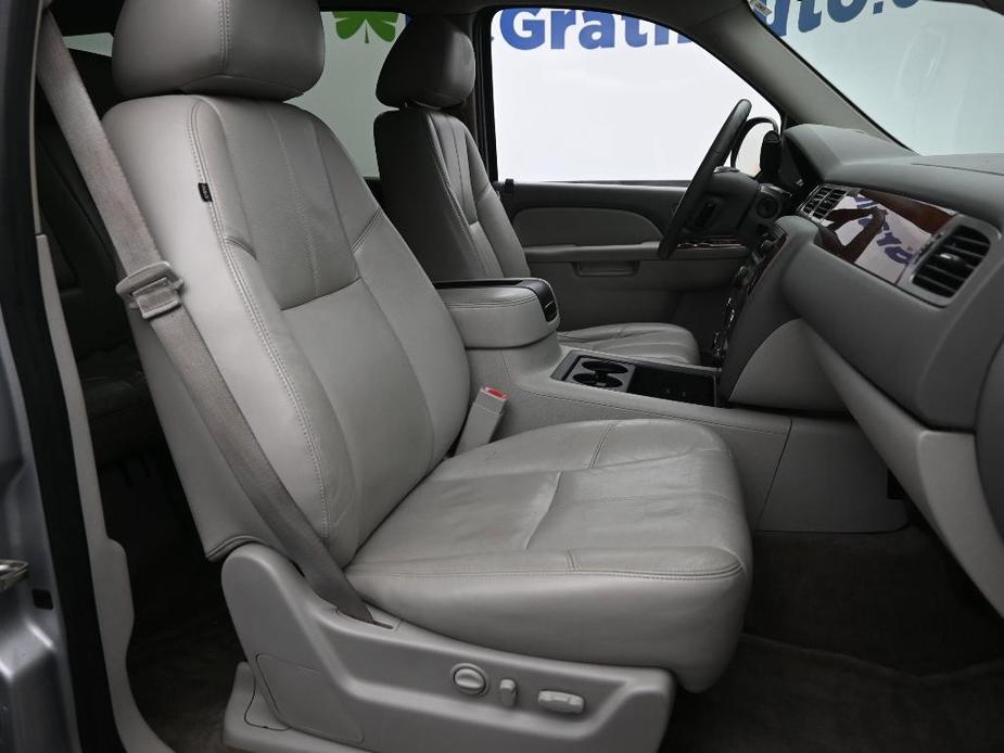 used 2013 Chevrolet Suburban car, priced at $9,500