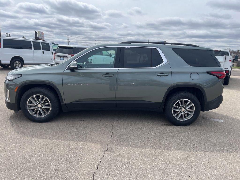 used 2023 Chevrolet Traverse car, priced at $29,998