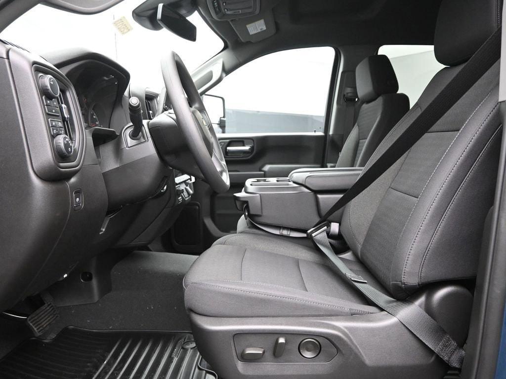 new 2025 Chevrolet Silverado 2500 car, priced at $64,360