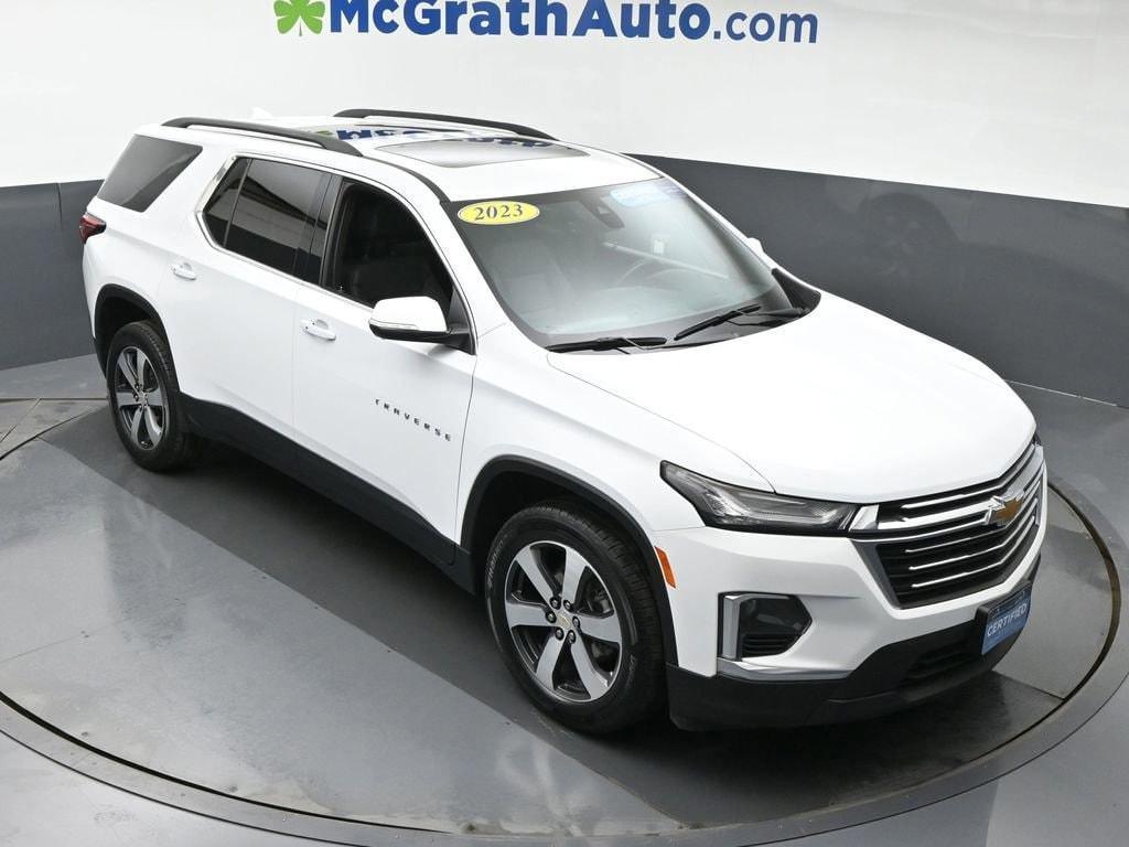 used 2023 Chevrolet Traverse car, priced at $34,798