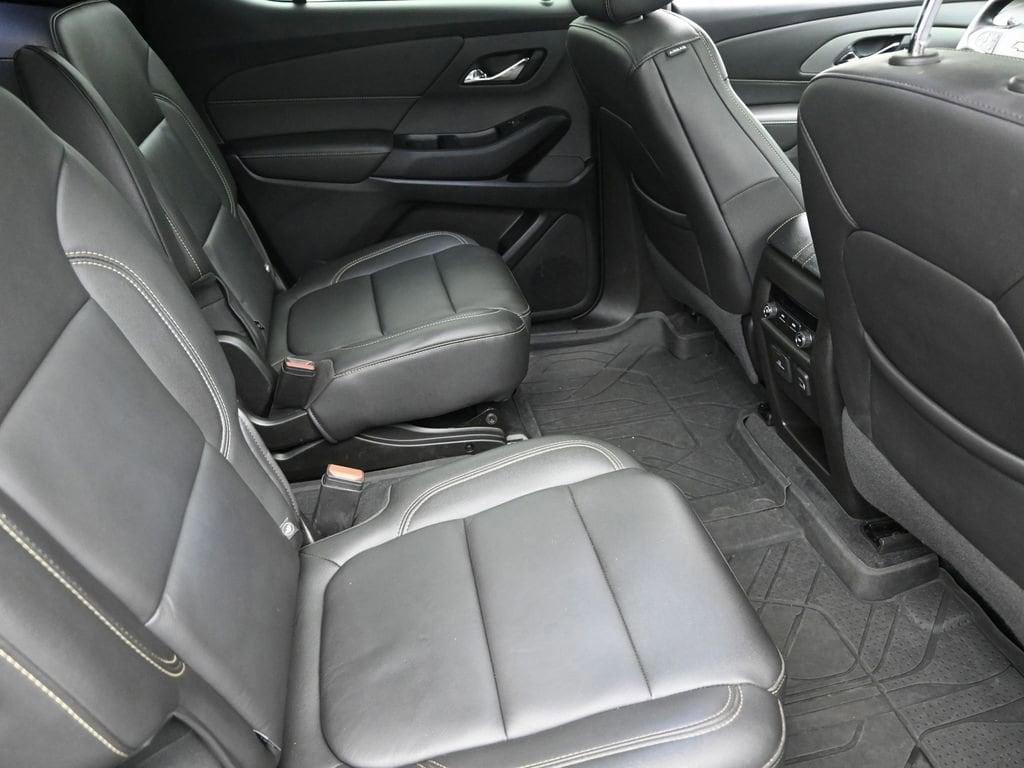 used 2023 Chevrolet Traverse car, priced at $34,798