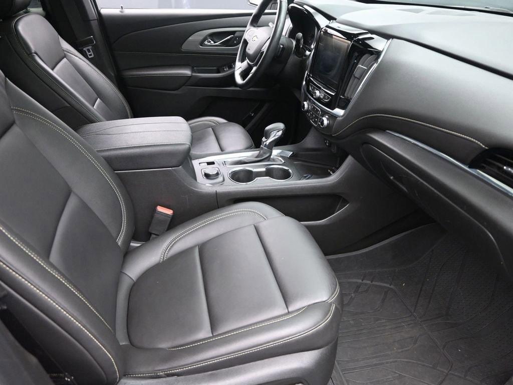 used 2023 Chevrolet Traverse car, priced at $34,798