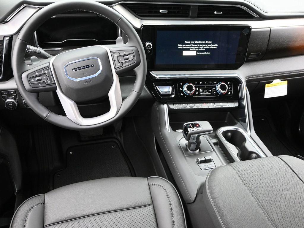 new 2025 GMC Sierra 1500 car, priced at $70,040