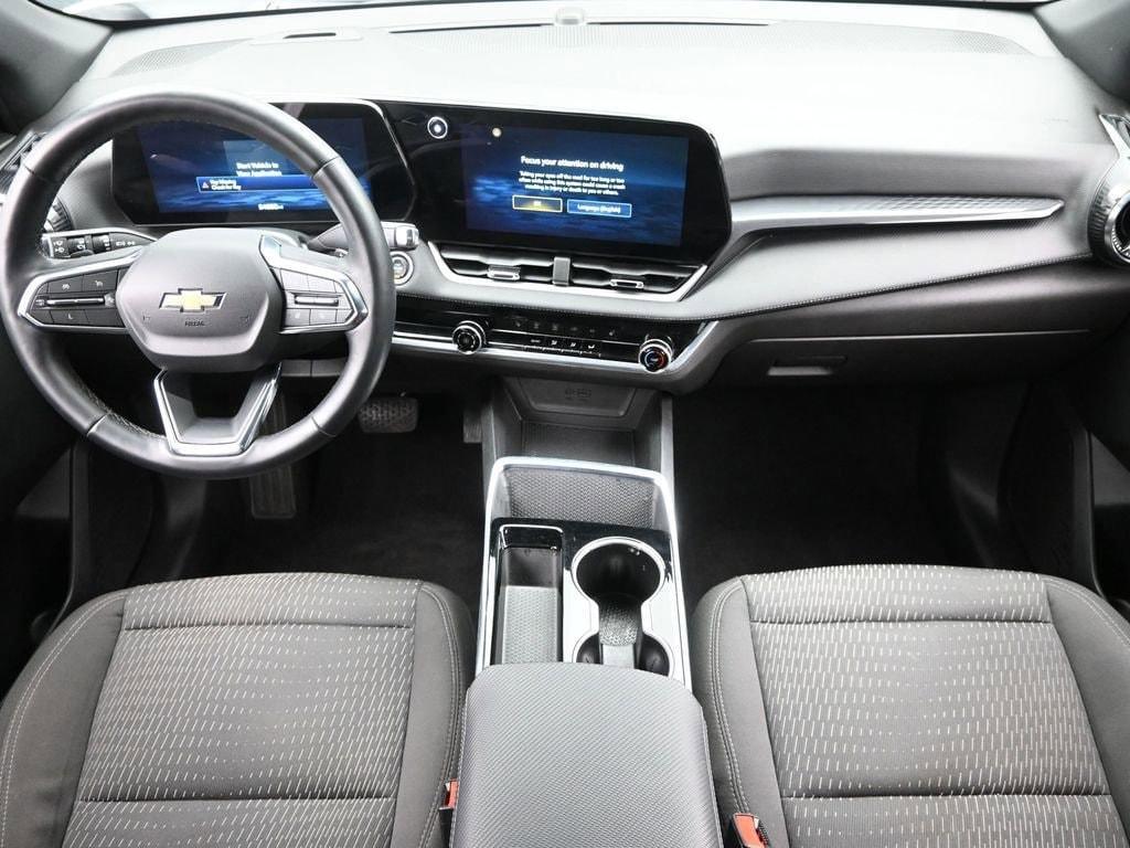 used 2025 Chevrolet Equinox car, priced at $25,998