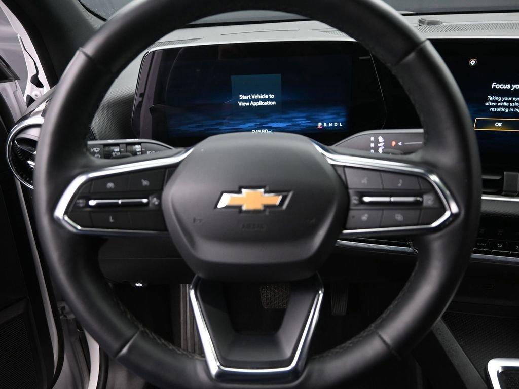 used 2025 Chevrolet Equinox car, priced at $25,998