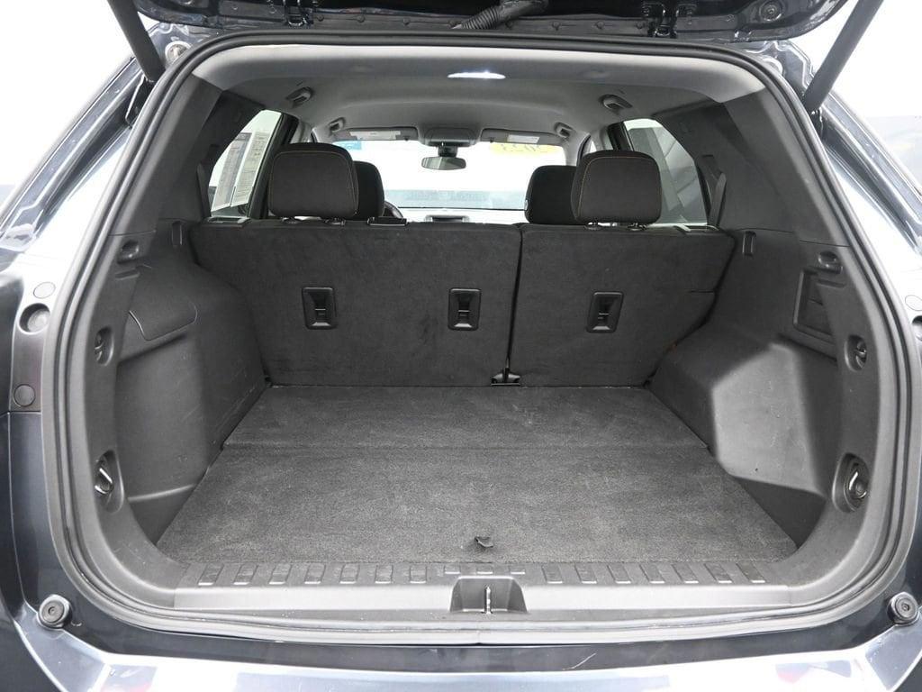 used 2023 Chevrolet Equinox car, priced at $28,998