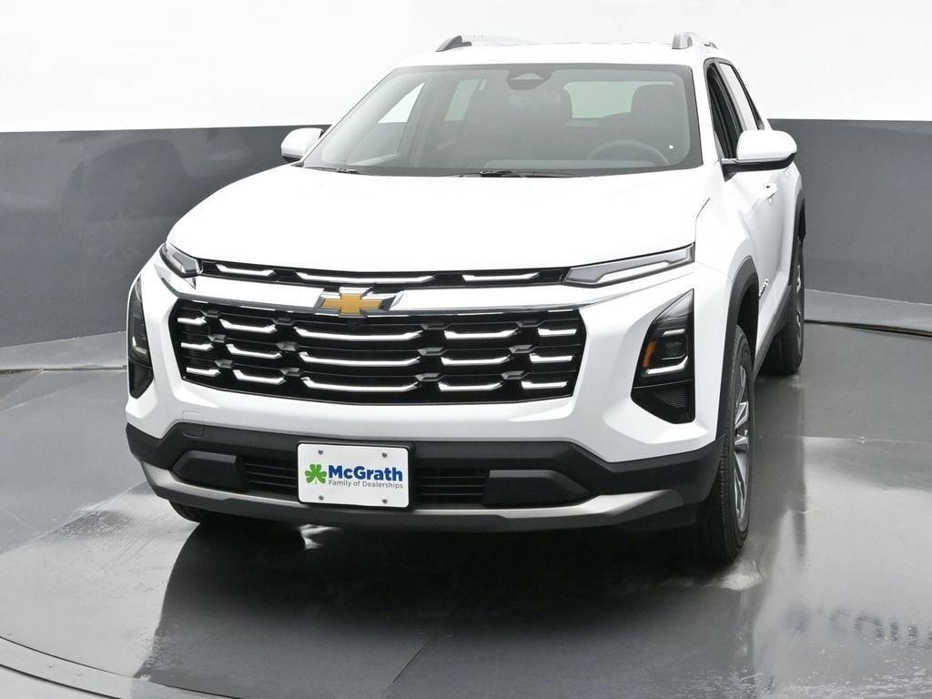 new 2025 Chevrolet Equinox car, priced at $30,645