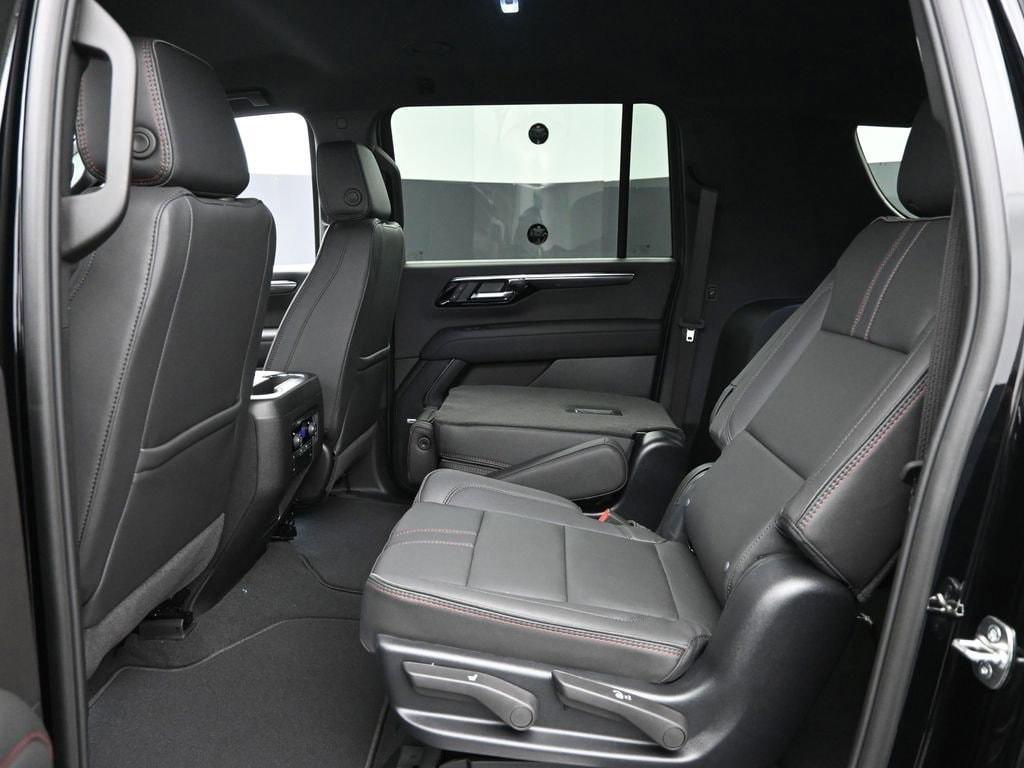 new 2026 Chevrolet Suburban car, priced at $79,625