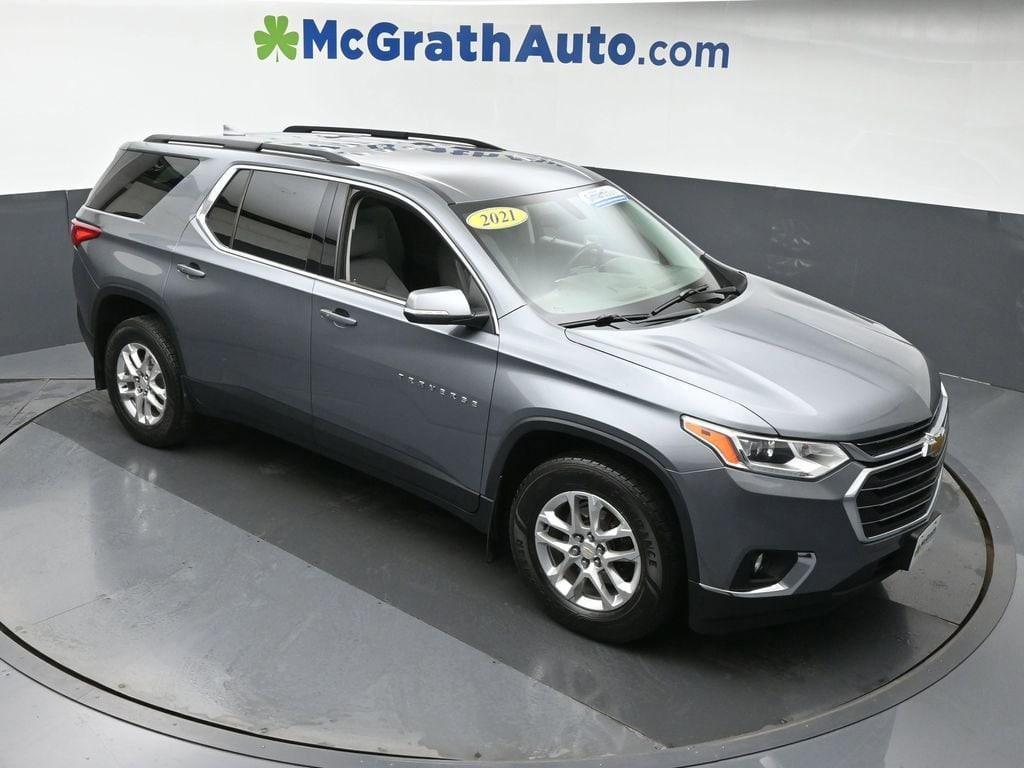 used 2021 Chevrolet Traverse car, priced at $23,398
