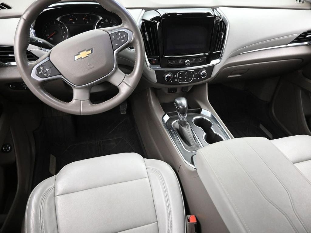 used 2021 Chevrolet Traverse car, priced at $23,398