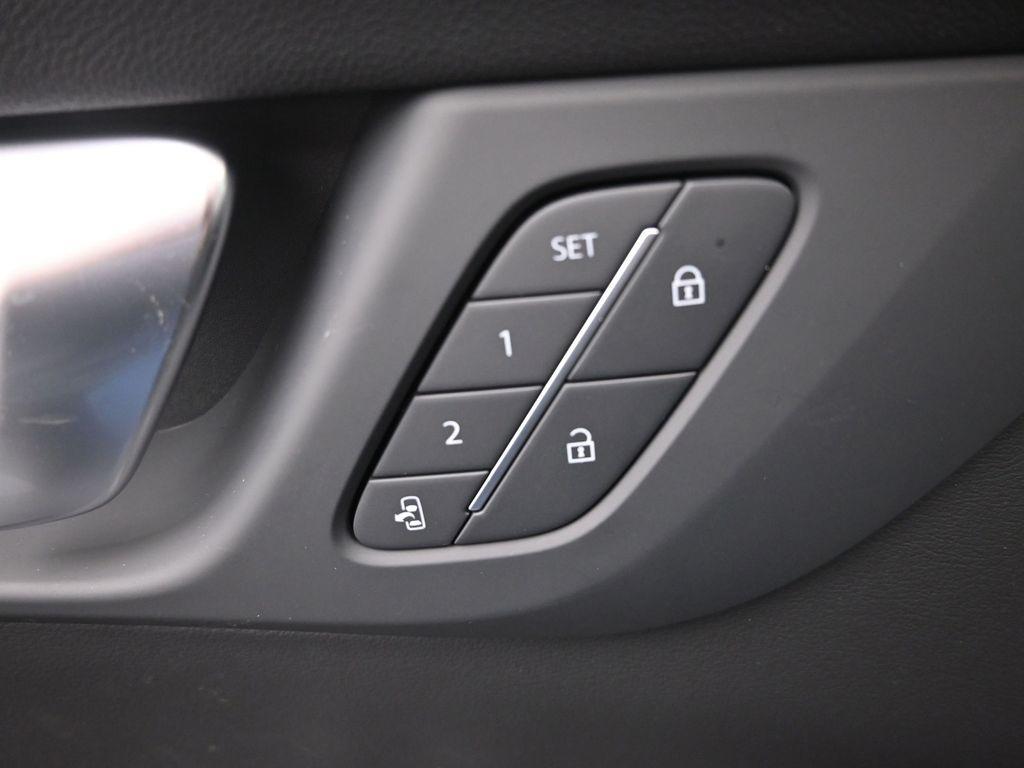 new 2025 Buick Enclave car, priced at $51,830