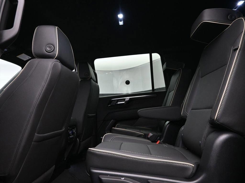 new 2025 Chevrolet Suburban car, priced at $75,695