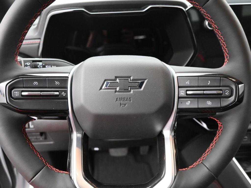 new 2025 Chevrolet Colorado car, priced at $48,135