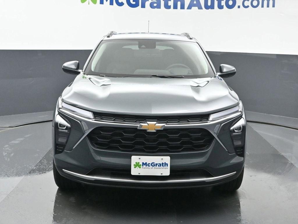 new 2025 Chevrolet Trax car, priced at $22,485