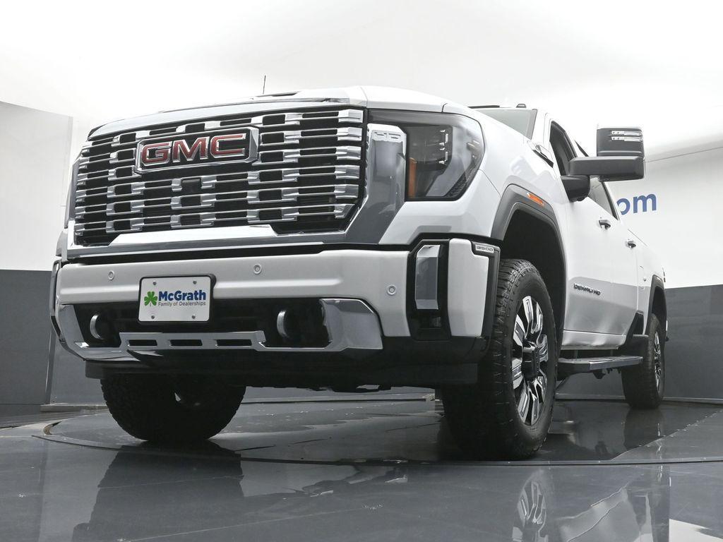 new 2025 GMC Sierra 3500 car, priced at $86,340