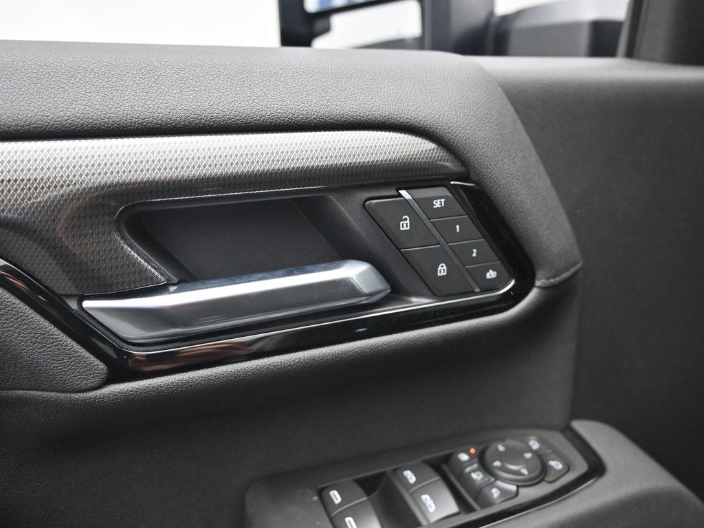 new 2025 GMC Sierra 2500 car, priced at $88,100