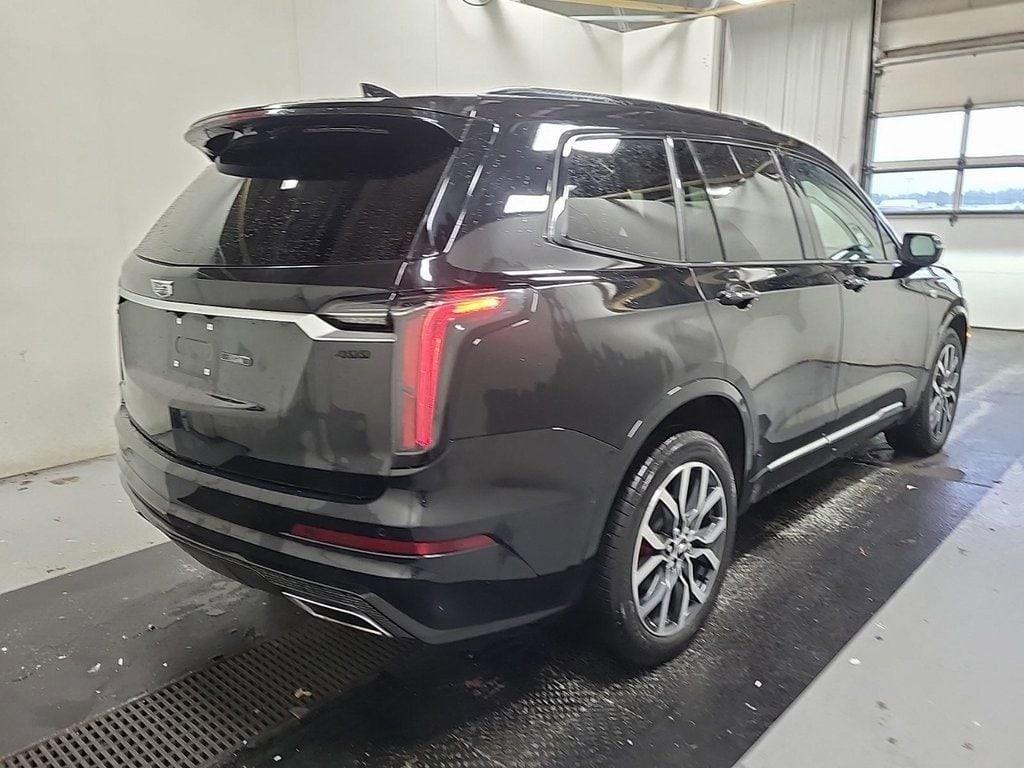 used 2022 Cadillac XT6 car, priced at $39,998
