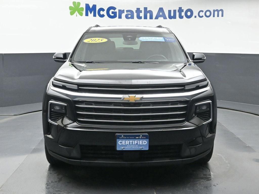 used 2025 Chevrolet Traverse car, priced at $37,998