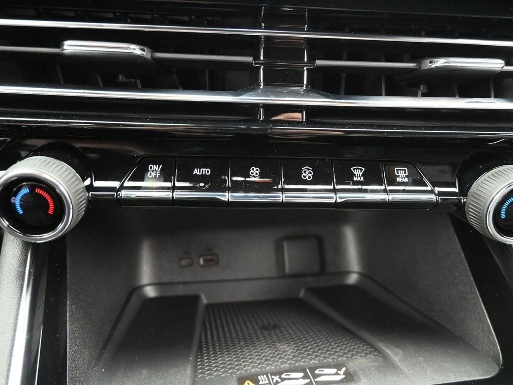 new 2025 Chevrolet Traverse car, priced at $46,372