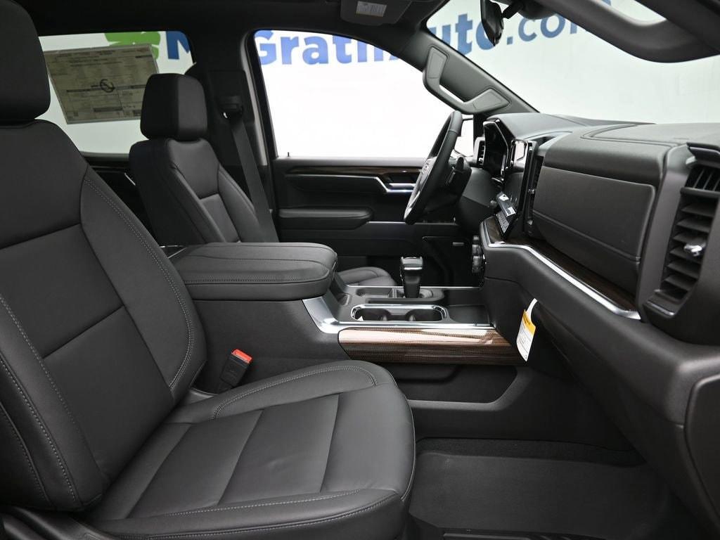 new 2025 Chevrolet Silverado 1500 car, priced at $70,115