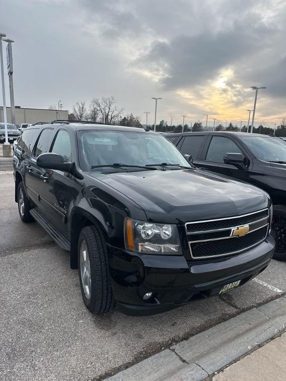 used 2014 Chevrolet Suburban car, priced at $10,998