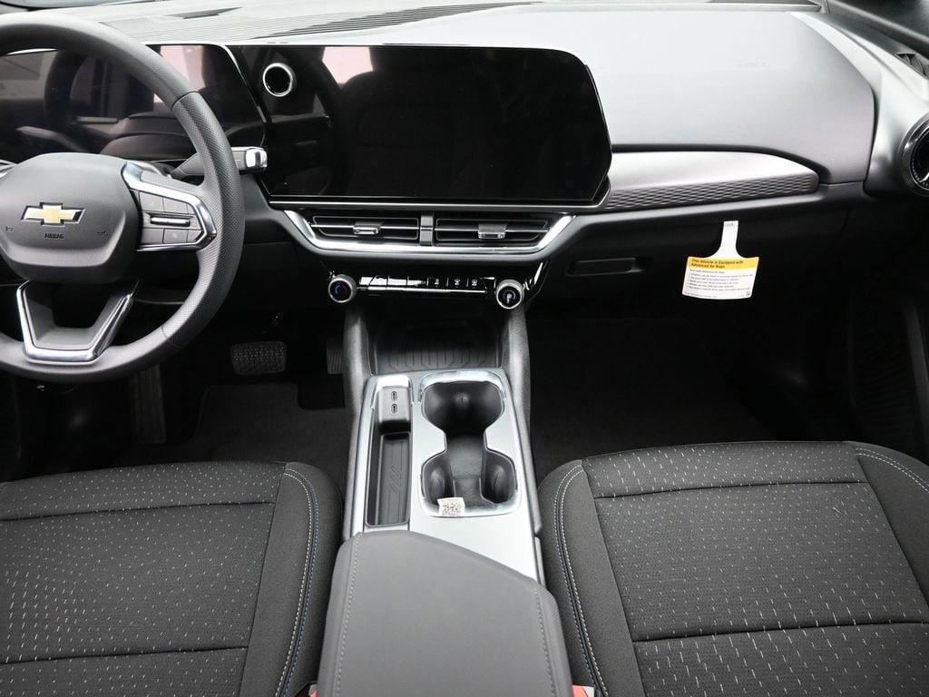new 2025 Chevrolet Equinox EV car, priced at $34,995