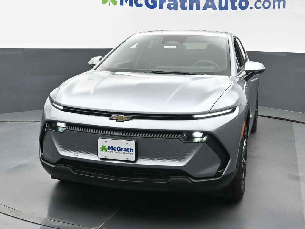 new 2025 Chevrolet Equinox EV car, priced at $34,995