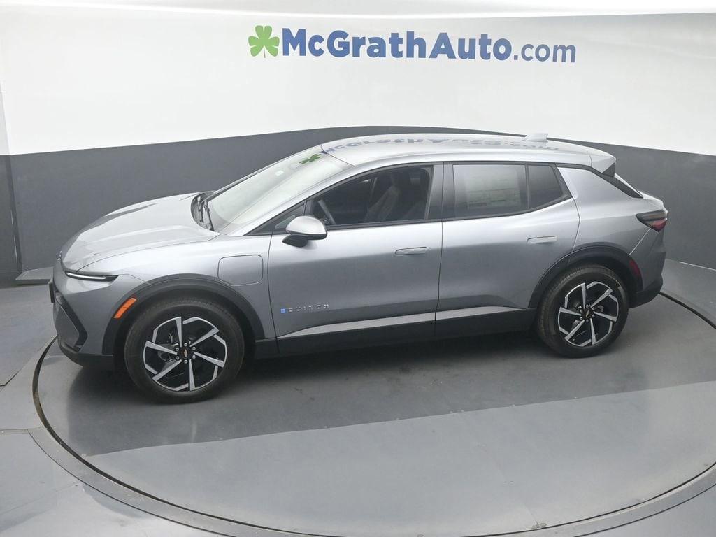 new 2025 Chevrolet Equinox EV car, priced at $34,995