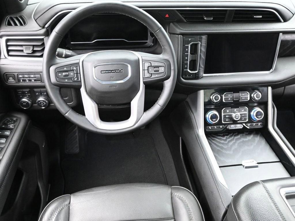 used 2023 GMC Yukon car, priced at $53,995