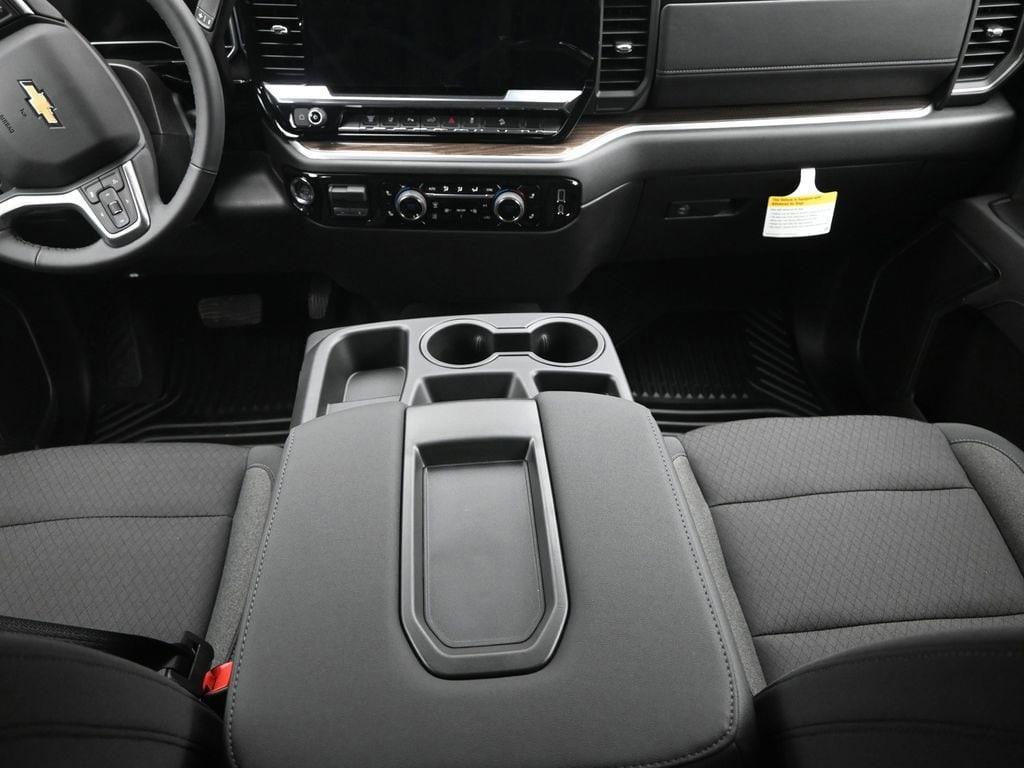 new 2025 Chevrolet Silverado 2500 car, priced at $66,645