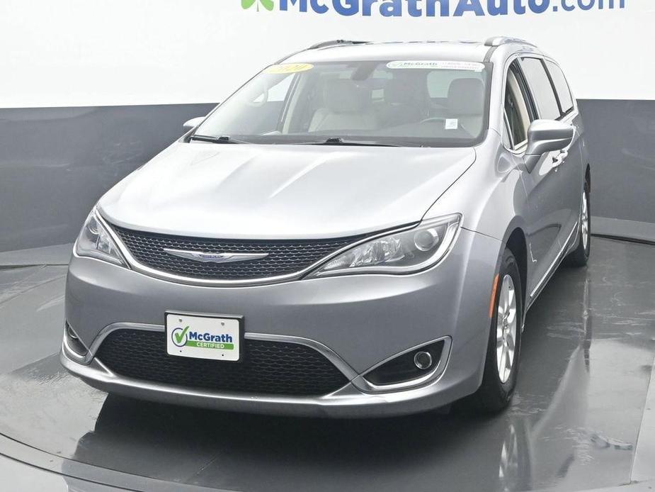 used 2020 Chrysler Pacifica car, priced at $22,998