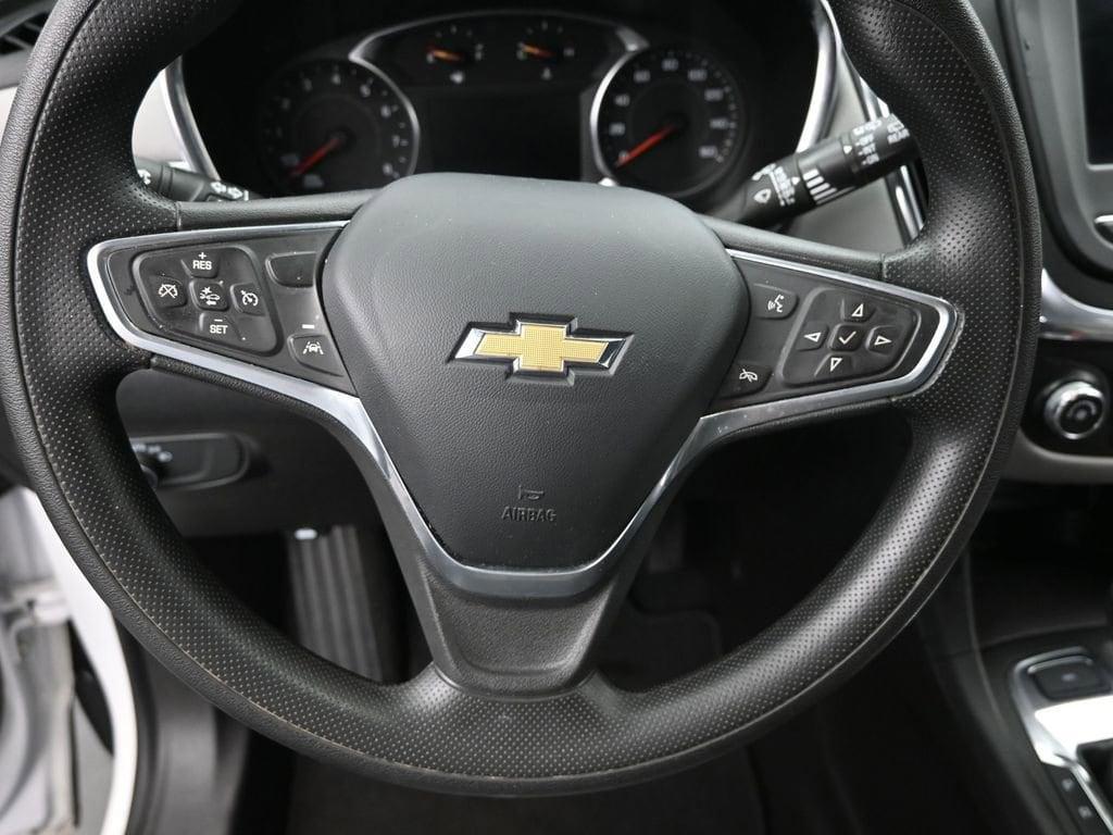 used 2023 Chevrolet Equinox car, priced at $20,194