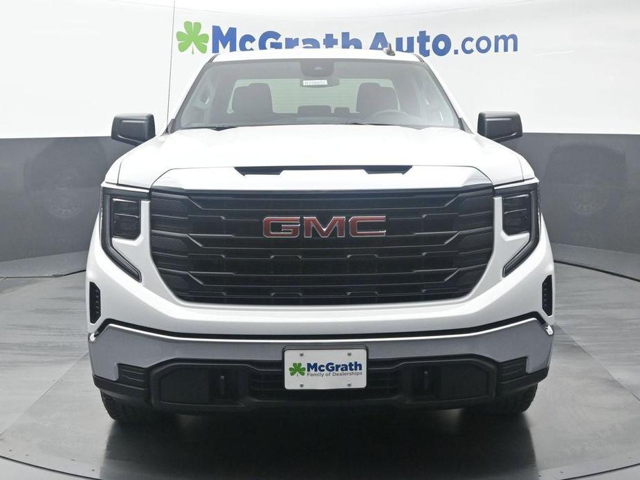 new 2025 GMC Sierra 1500 car, priced at $43,204