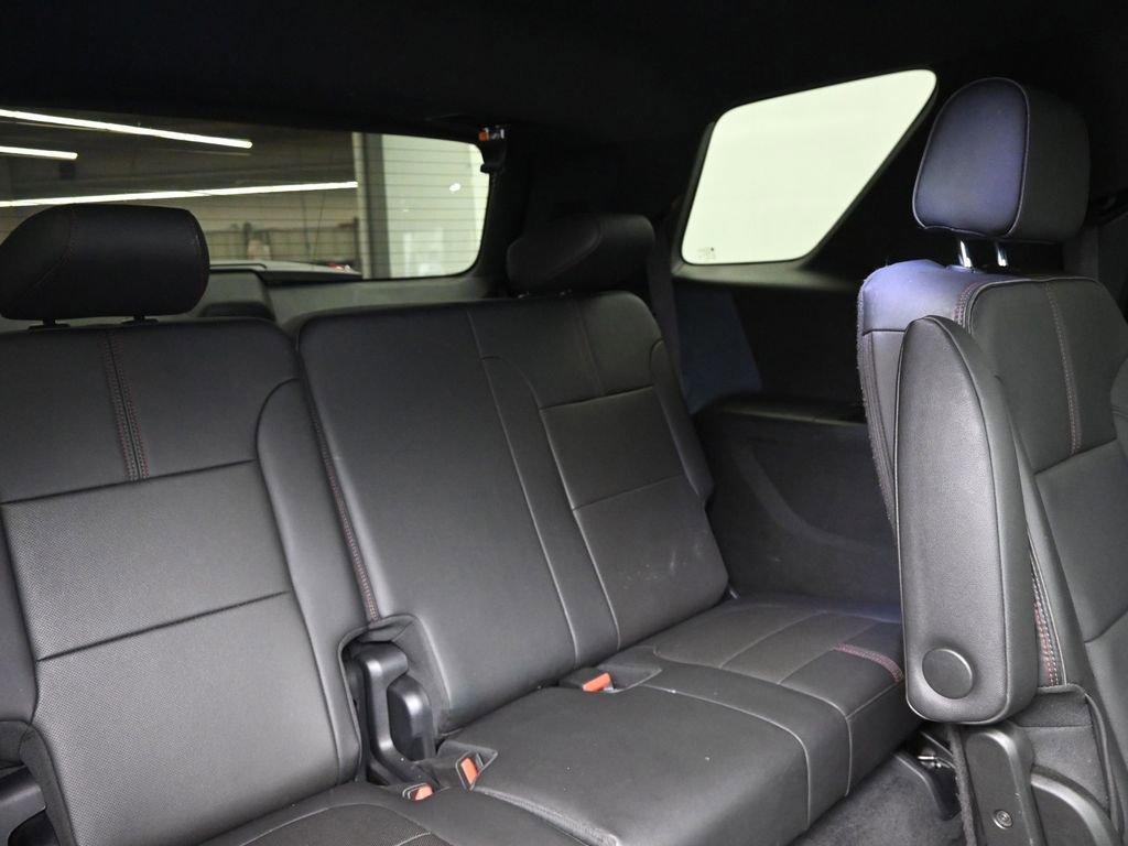 used 2023 Chevrolet Traverse car, priced at $43,036