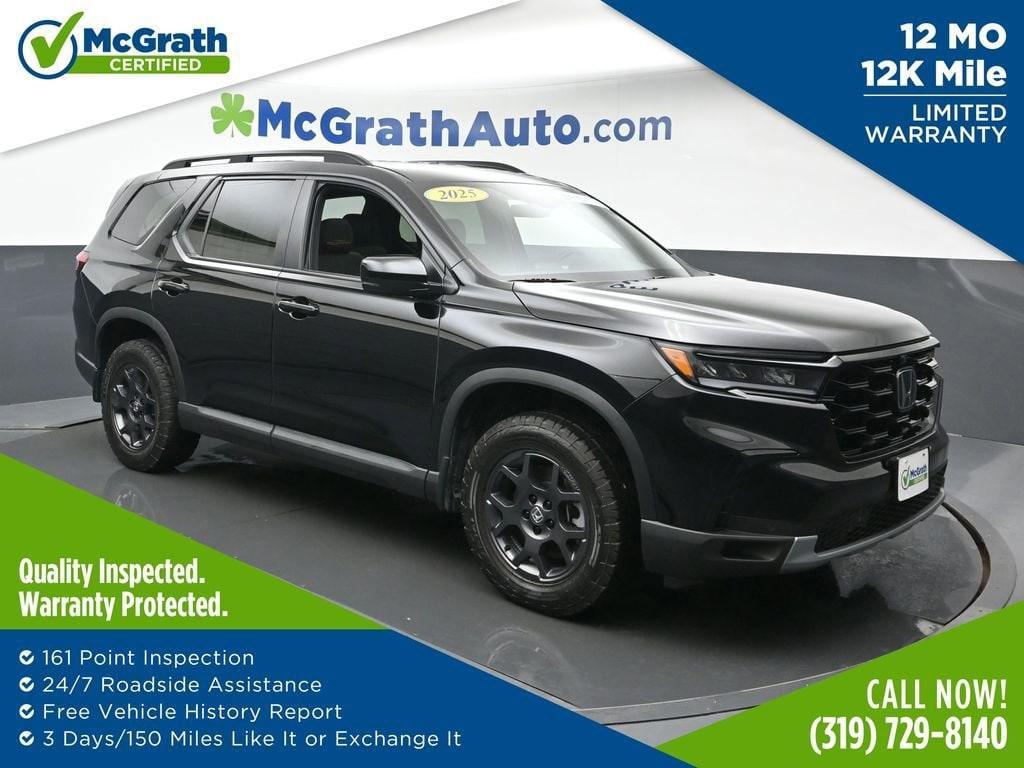 used 2025 Honda Pilot car, priced at $47,895