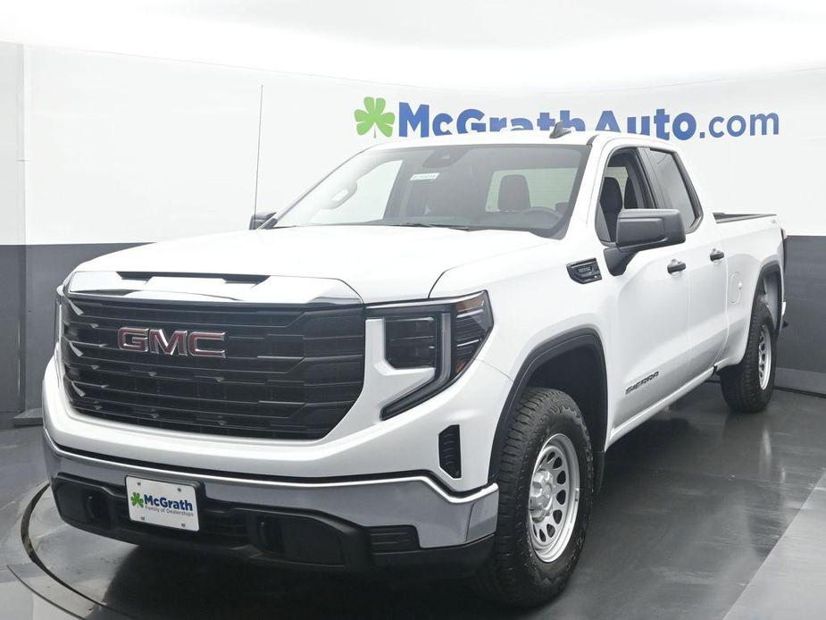 new 2025 GMC Sierra 1500 car, priced at $43,204