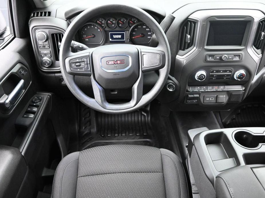 new 2025 GMC Sierra 1500 car, priced at $43,204