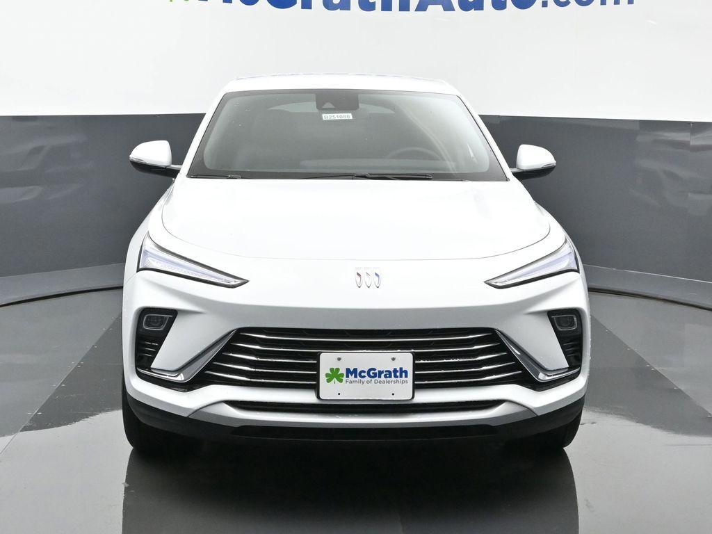new 2025 Buick Envista car, priced at $24,530