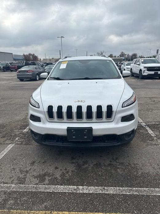 used 2016 Jeep Cherokee car, priced at $11,998