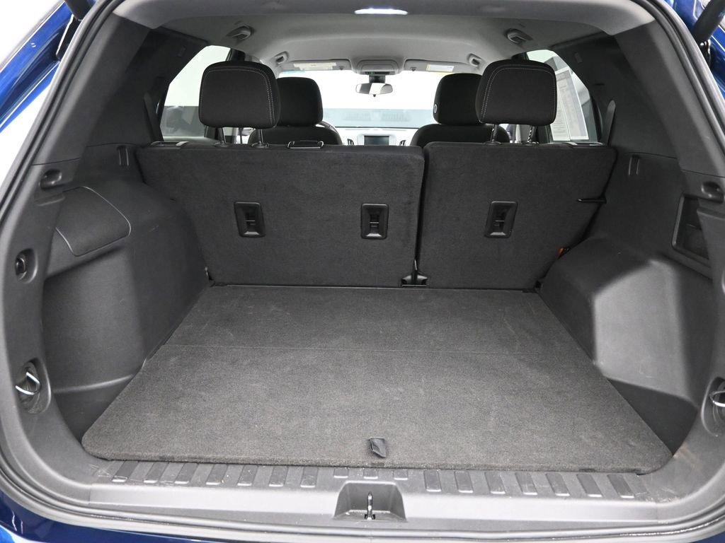 used 2023 Chevrolet Equinox car, priced at $26,294