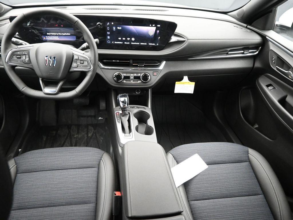 new 2025 Buick Envista car, priced at $23,440
